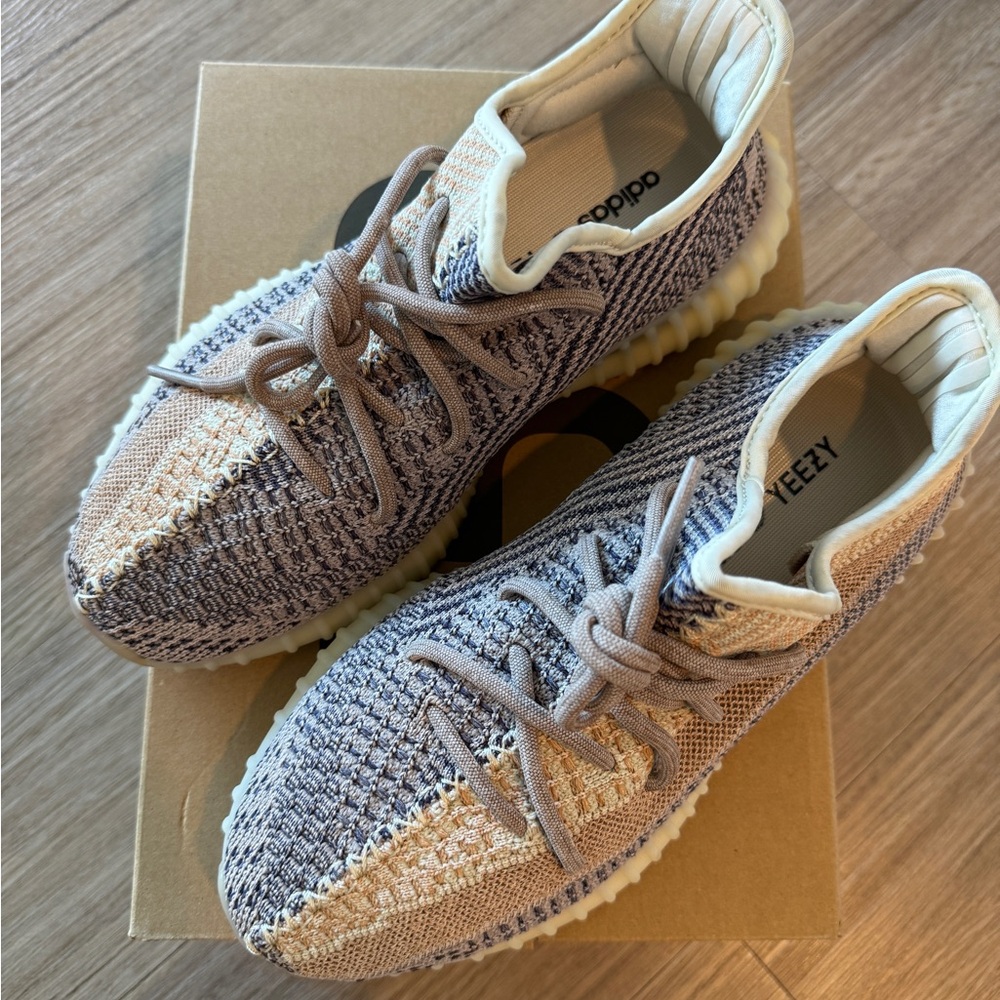 Yeezy Boost 350 V2 'Ash Pearl'